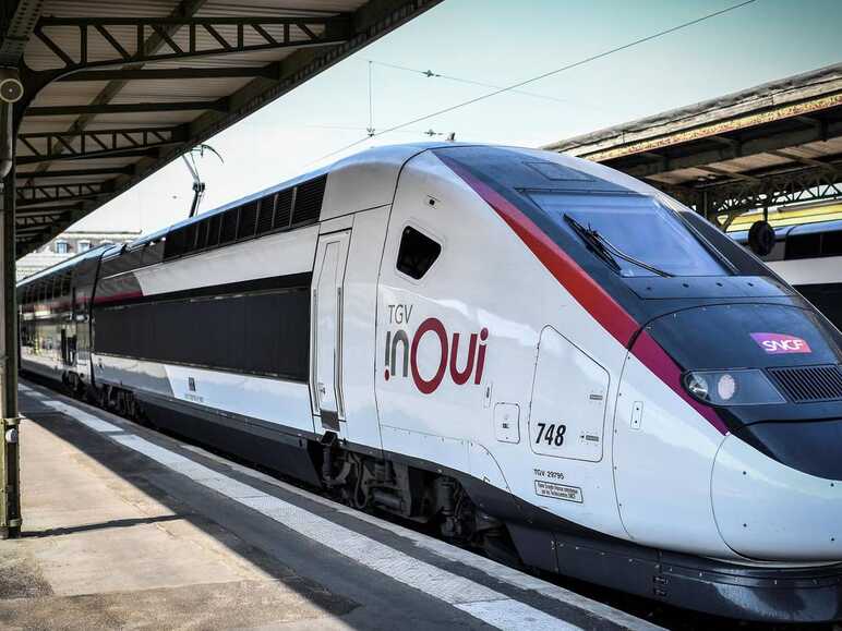 Vélo non démonté online tgv